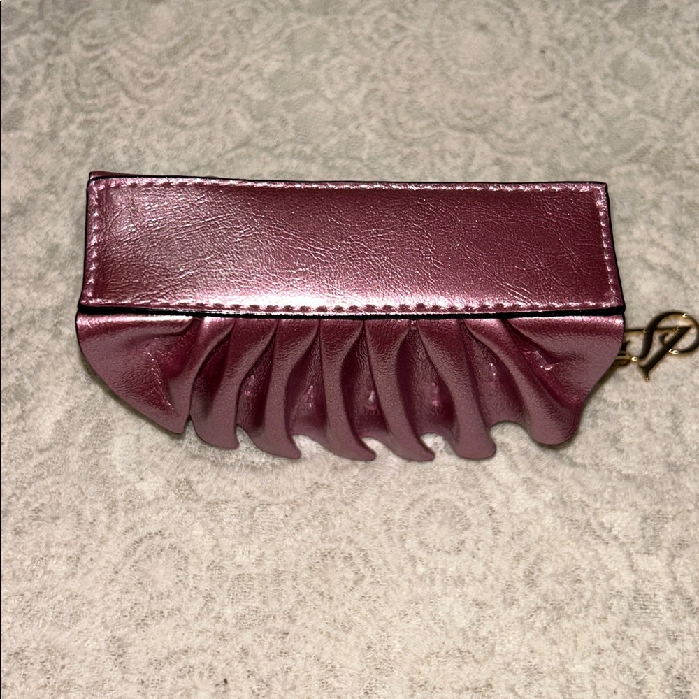 Beautiful Shell Coin Pouch - Picture 4 of 6